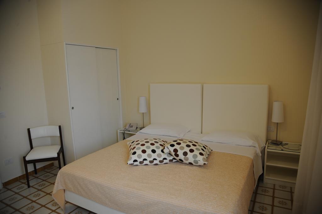 סורנטו Via Capo Rooms חדר תמונה
